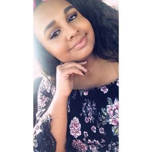 Meet your Posher, Jacqueline